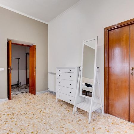 Vivilo Collection - San Vito View Apartment - 3 Bdr 2 Baths 로마 외부 사진