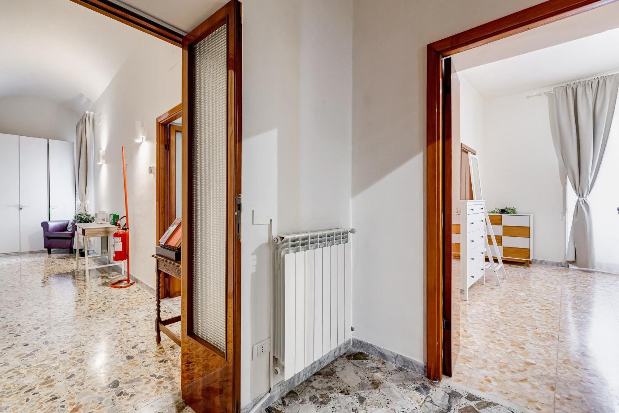 Vivilo Collection - San Vito View Apartment - 3 Bdr 2 Baths 로마 외부 사진
