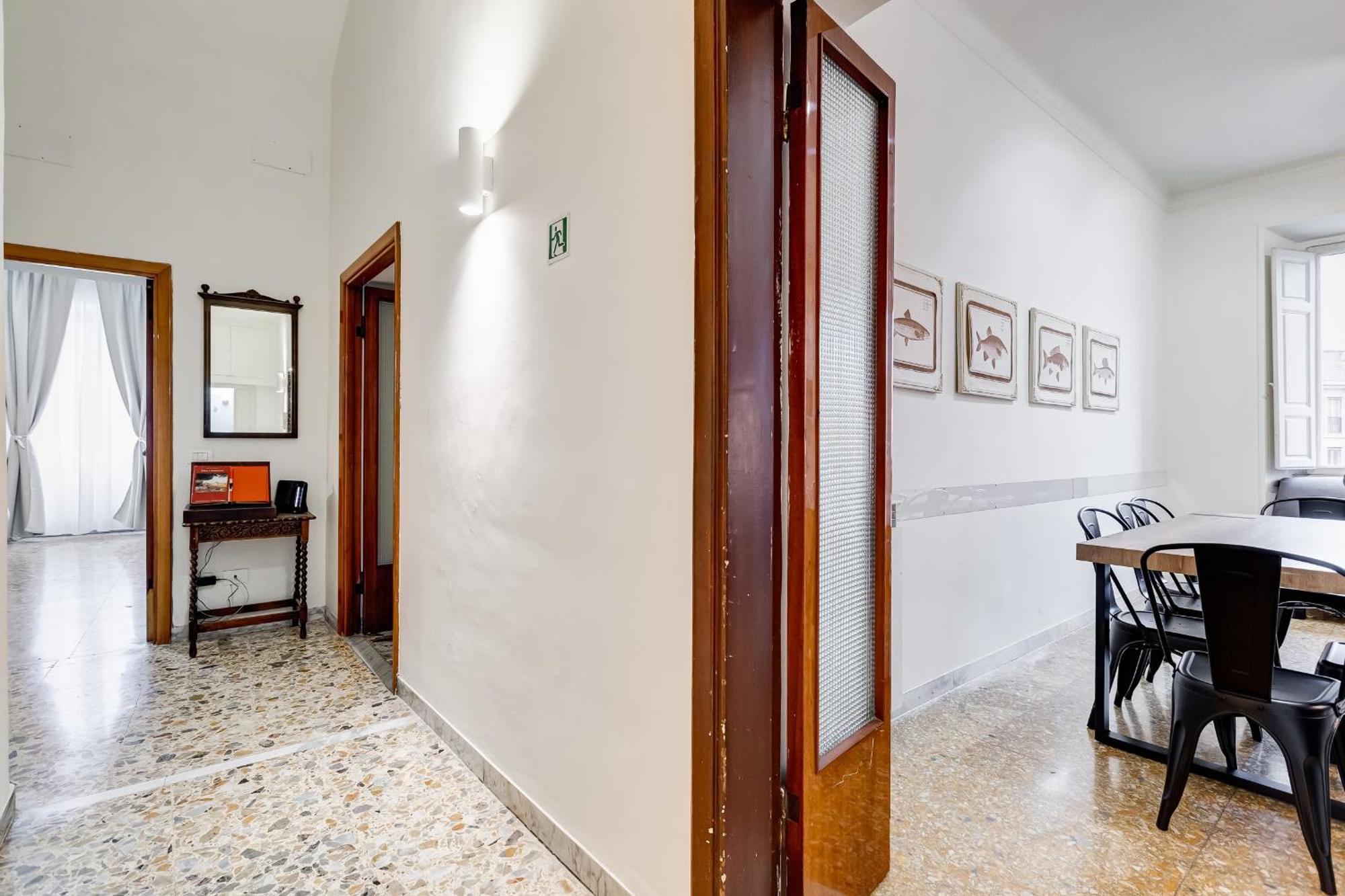 Vivilo Collection - San Vito View Apartment - 3 Bdr 2 Baths 로마 외부 사진