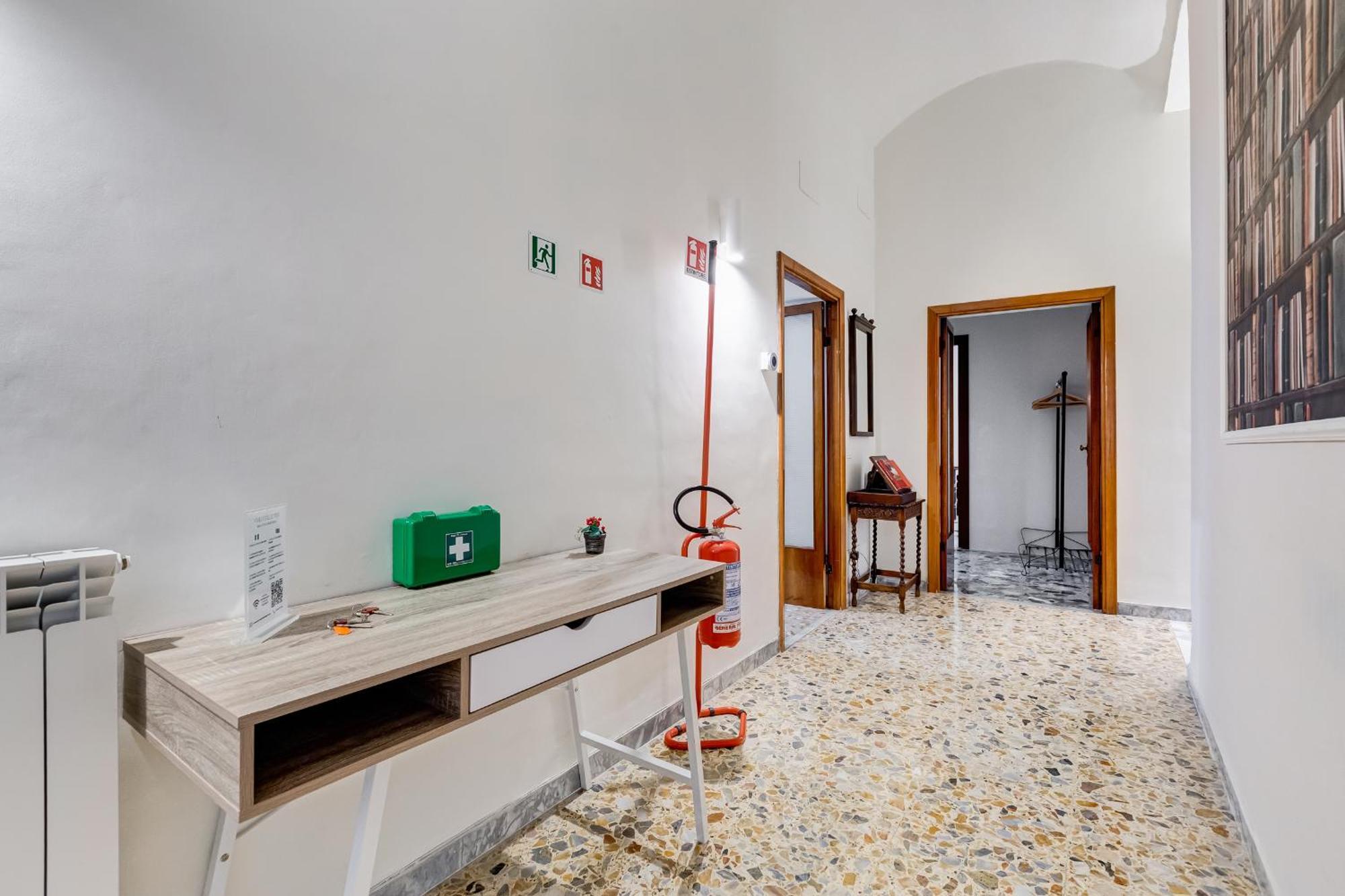 Vivilo Collection - San Vito View Apartment - 3 Bdr 2 Baths 로마 외부 사진