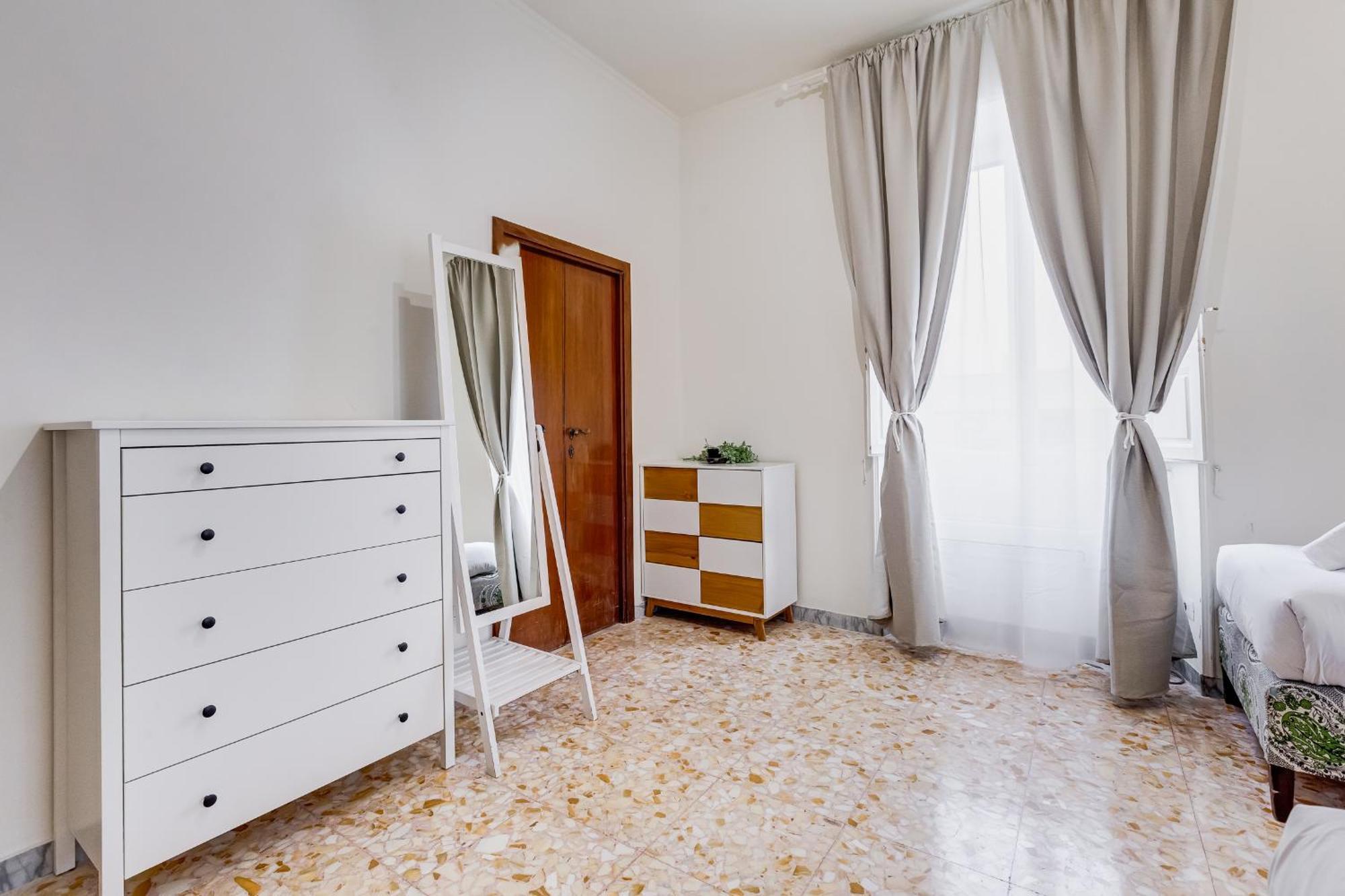 Vivilo Collection - San Vito View Apartment - 3 Bdr 2 Baths 로마 외부 사진