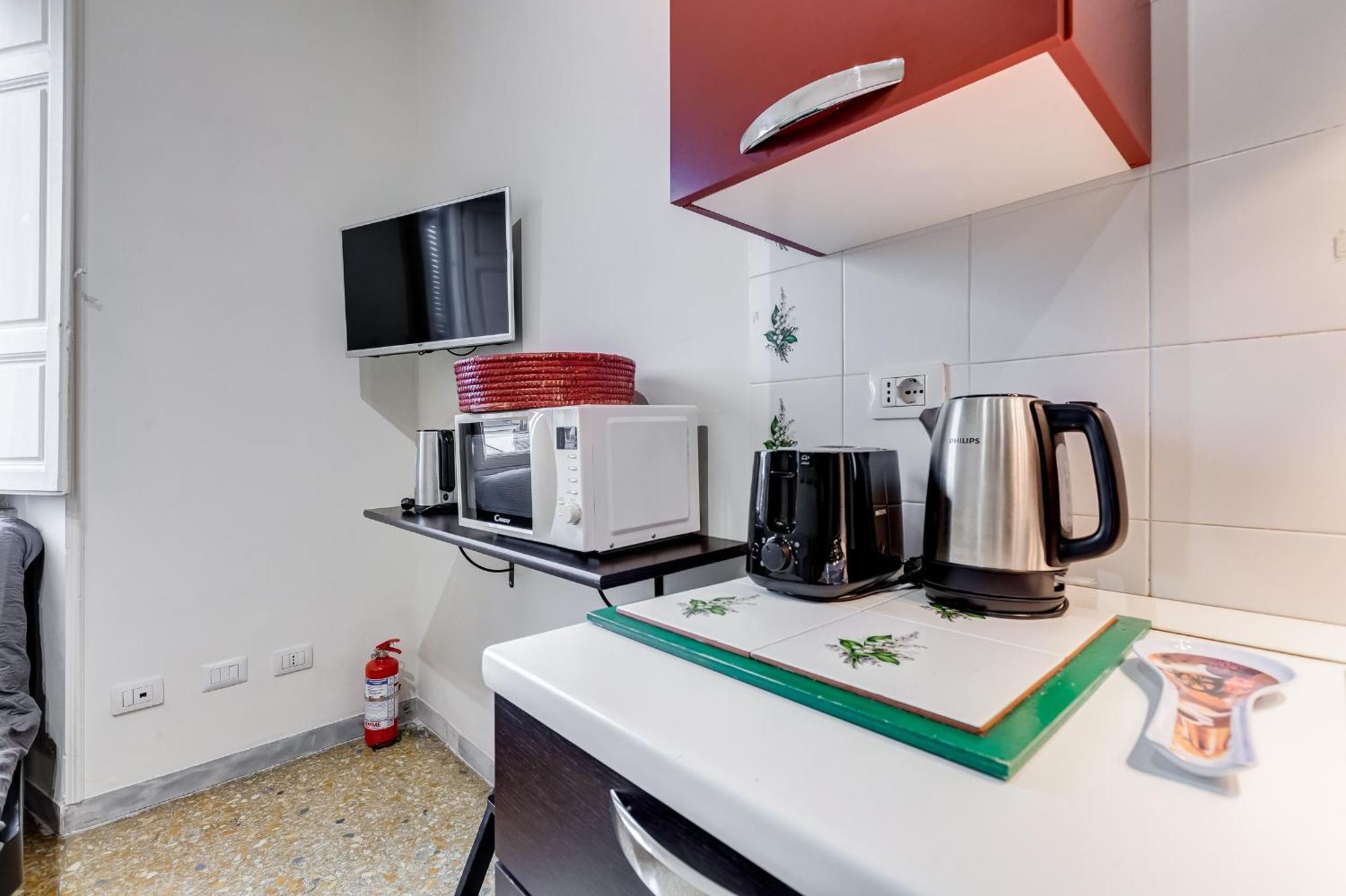 Vivilo Collection - San Vito View Apartment - 3 Bdr 2 Baths 로마 외부 사진
