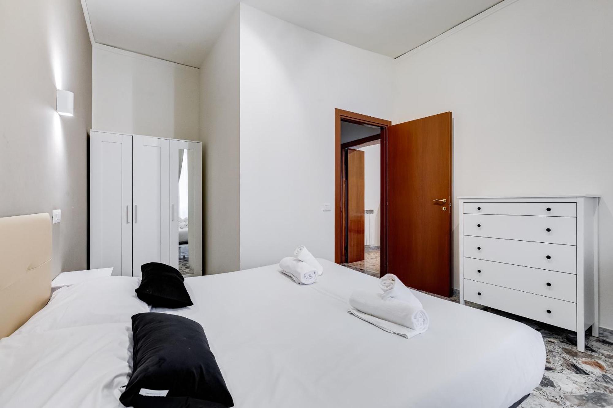 Vivilo Collection - San Vito View Apartment - 3 Bdr 2 Baths 로마 외부 사진