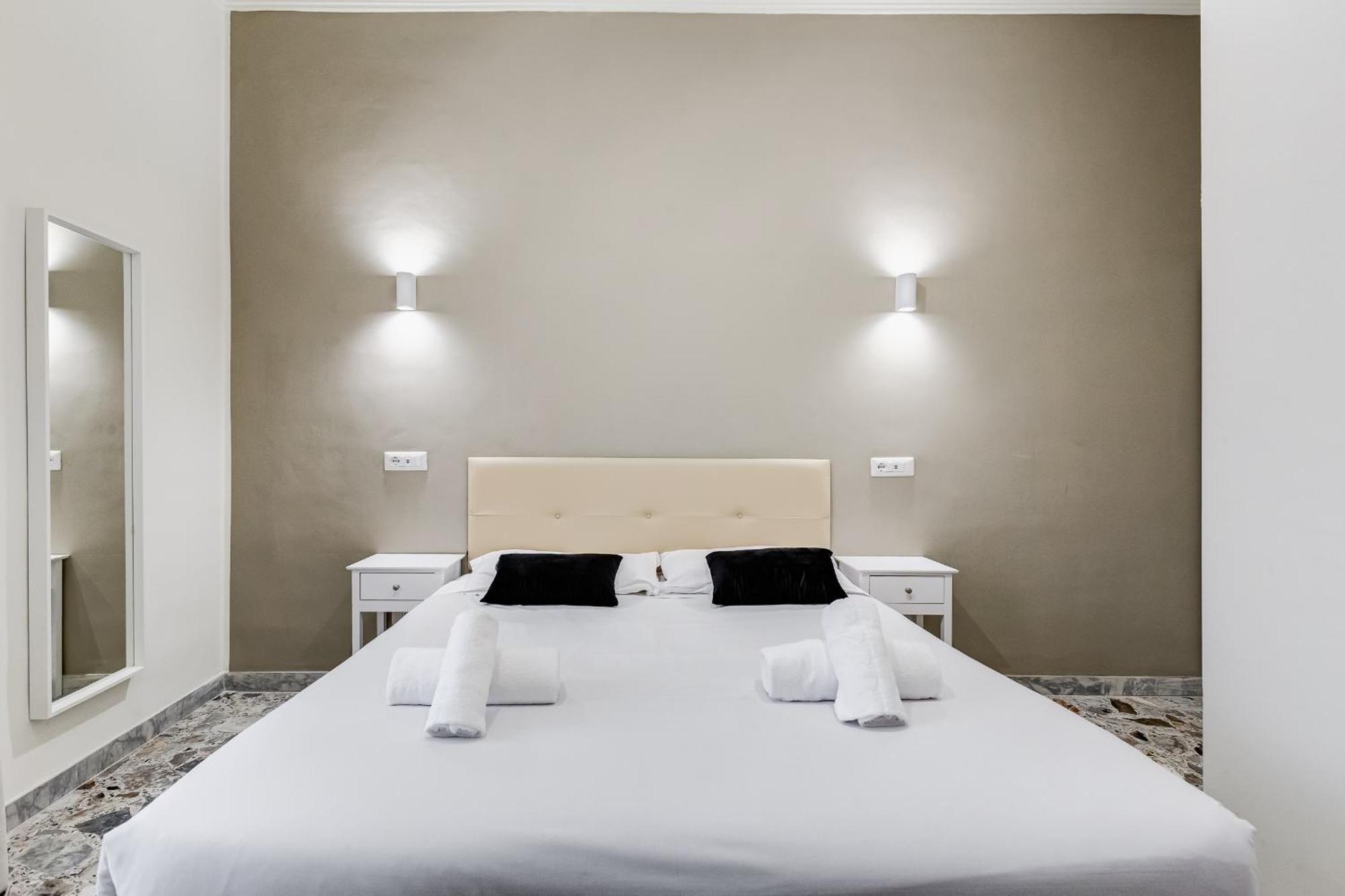 Vivilo Collection - San Vito View Apartment - 3 Bdr 2 Baths 로마 외부 사진